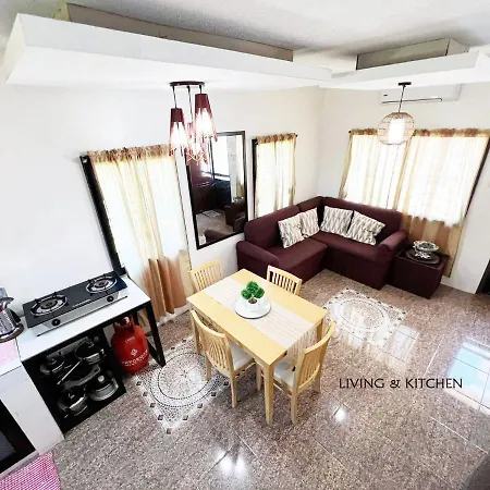 Beach Resorts Walking Distance To The Town House Davao Exterior photo